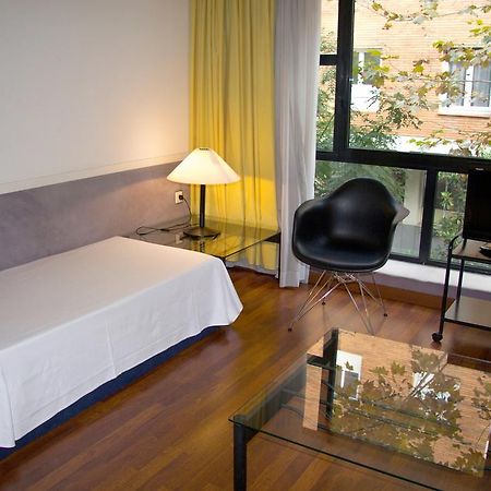 Apartamentos Descartes Barcelona Exteriér fotografie