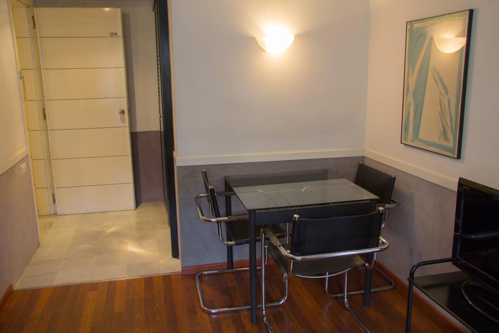 Apartamentos Descartes Barcelona Exteriér fotografie