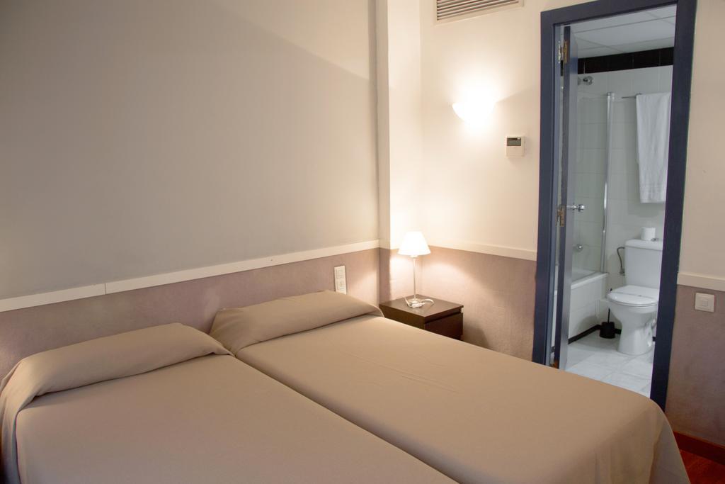 Apartamentos Descartes Barcelona Exteriér fotografie