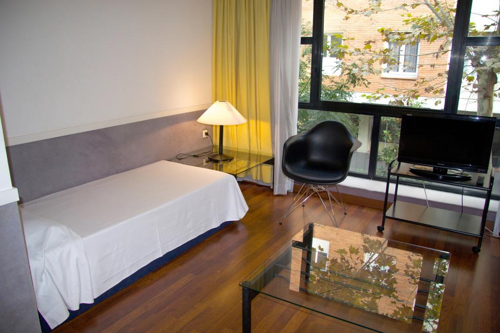 Apartamentos Descartes Barcelona Exteriér fotografie