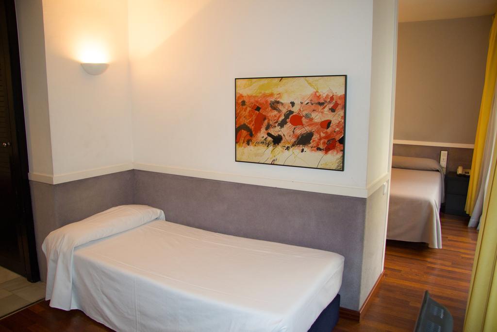 Apartamentos Descartes Barcelona Exteriér fotografie