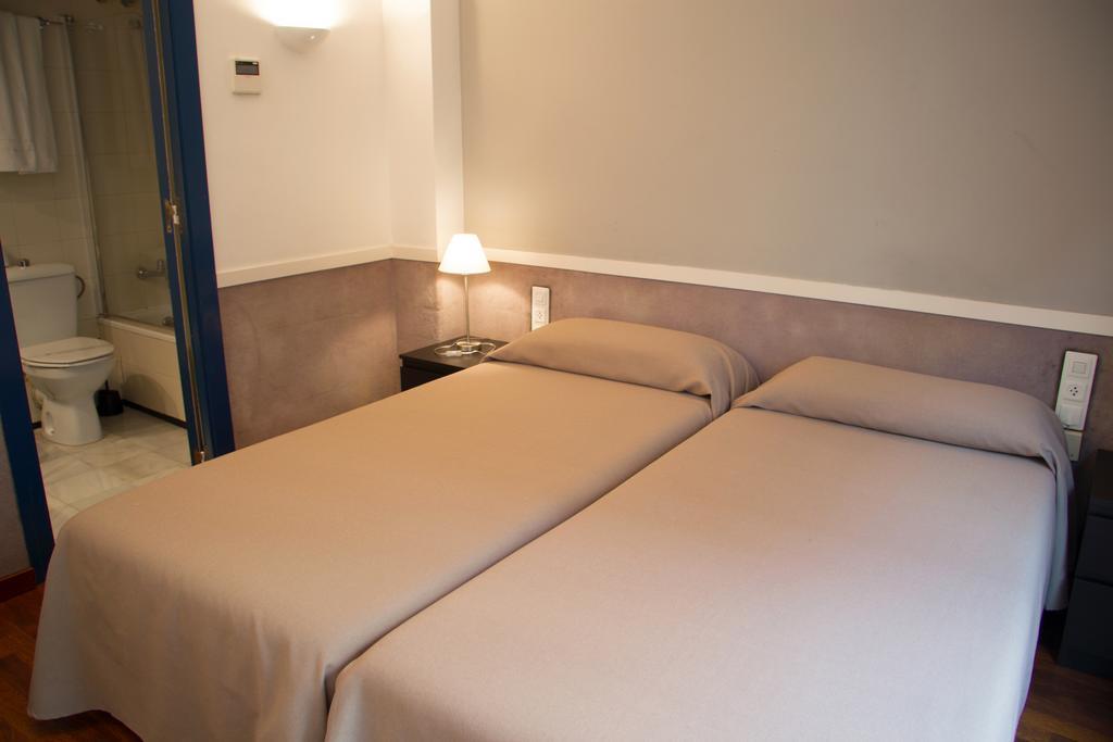 Apartamentos Descartes Barcelona Exteriér fotografie