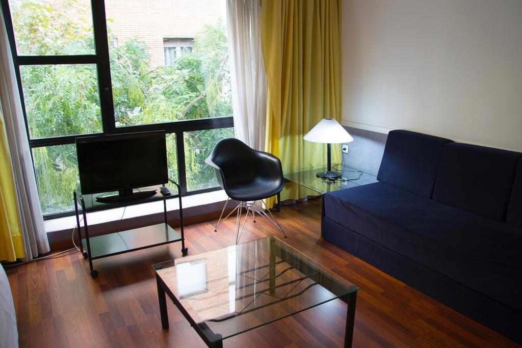 Apartamentos Descartes Barcelona Exteriér fotografie