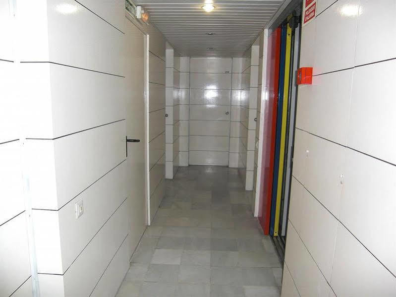 Apartamentos Descartes Barcelona Exteriér fotografie